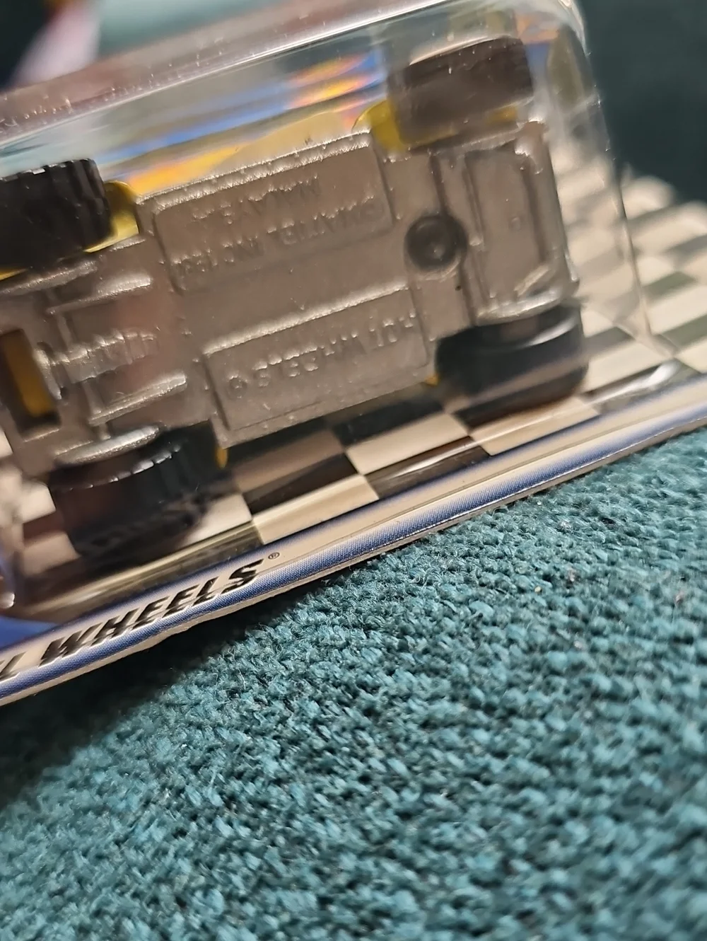 Hot Wheels m.a.c.e. Volkswagen Beetle  Bug